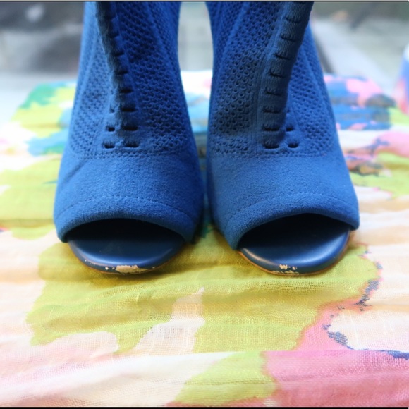 Open-Toe Sock Booties - Picture 2 of 6